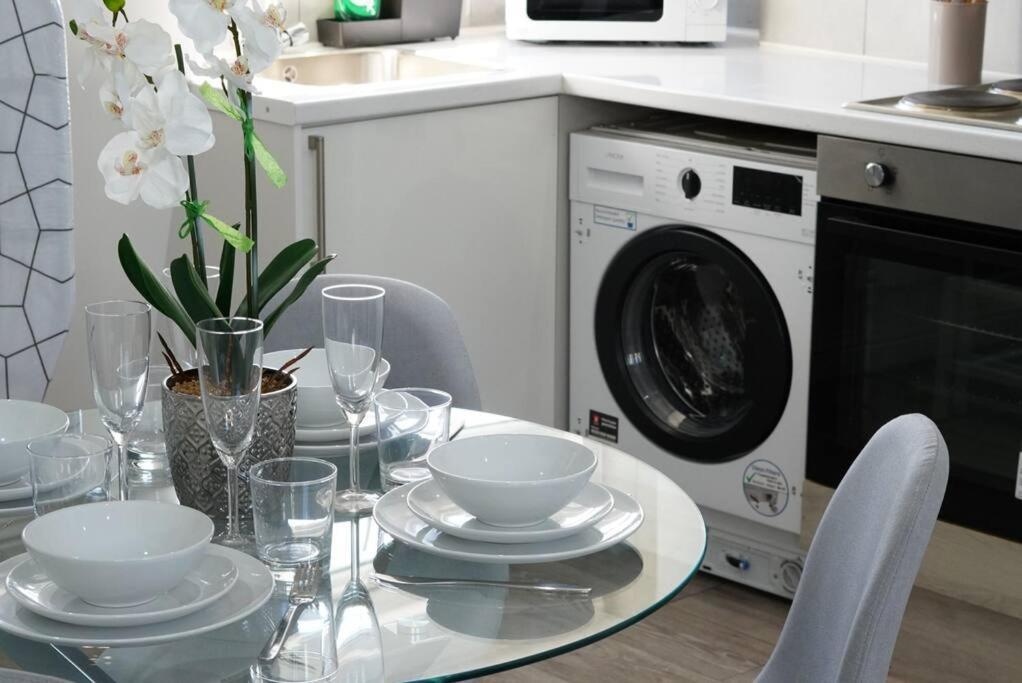 7 Apartment London