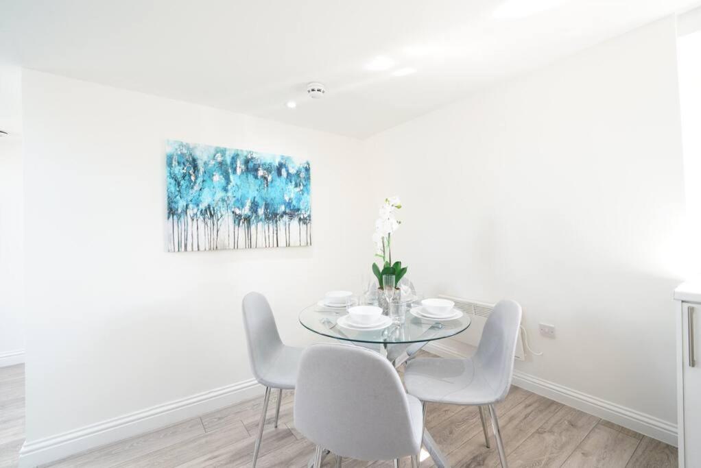 Apartment 7 London