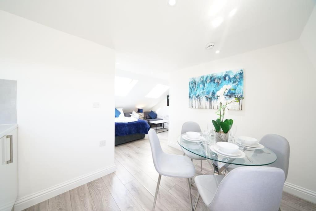 7 Apartment London