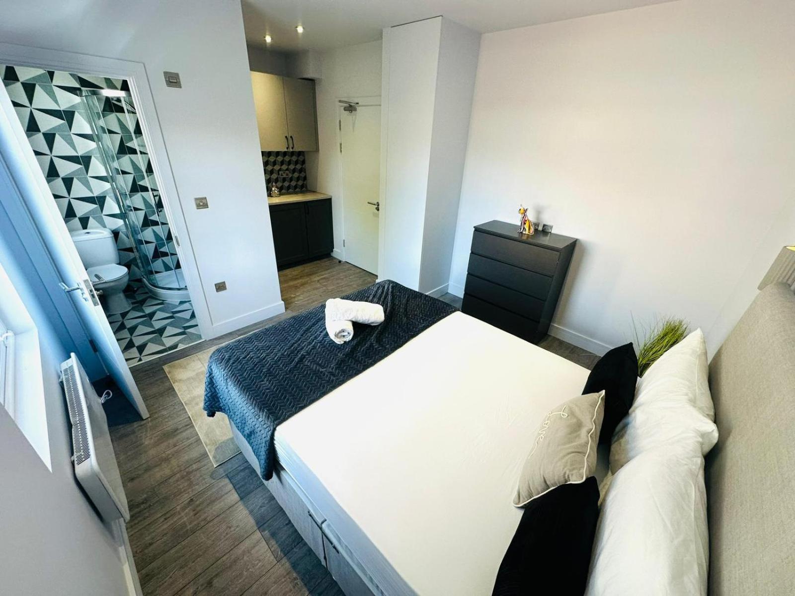 Sw18 Great Location Perfect For Tourist London