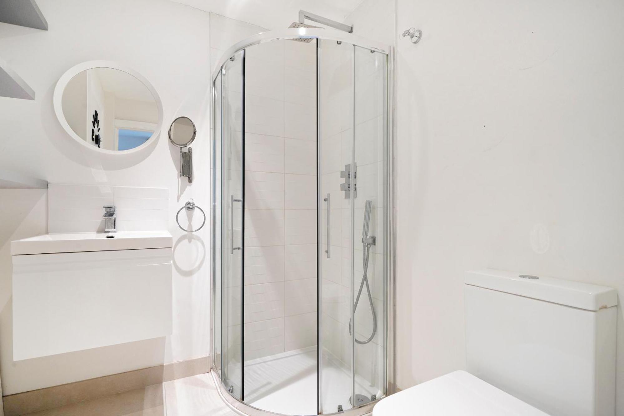 Appartement The Wimbledon Hideaway - Glamorous 3bdr House With Garden Londen