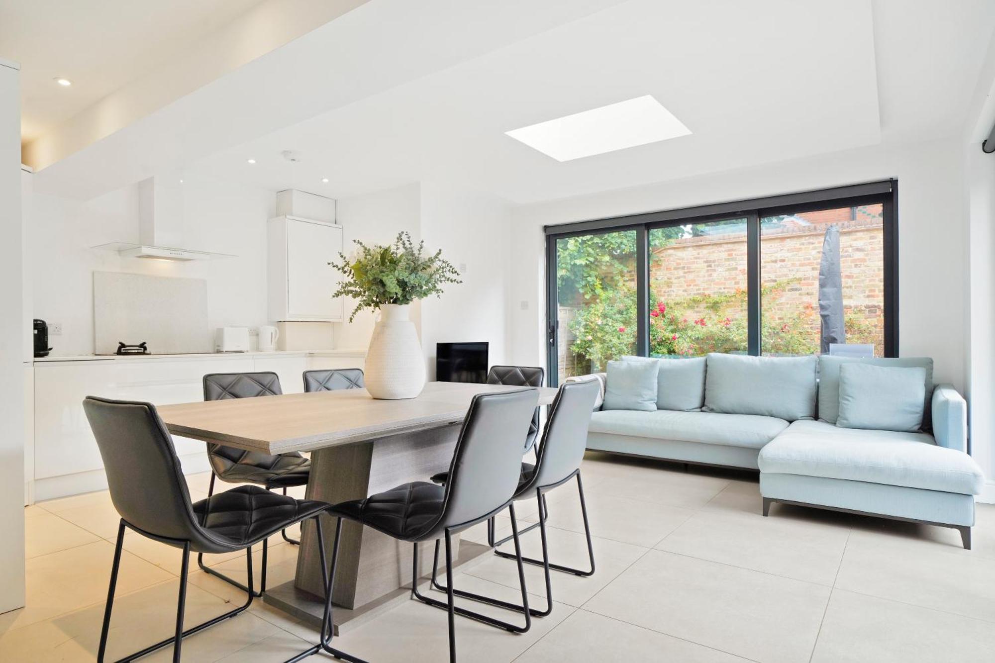 The Wimbledon Hideaway - Glamorous 3bdr House With Garden Londen