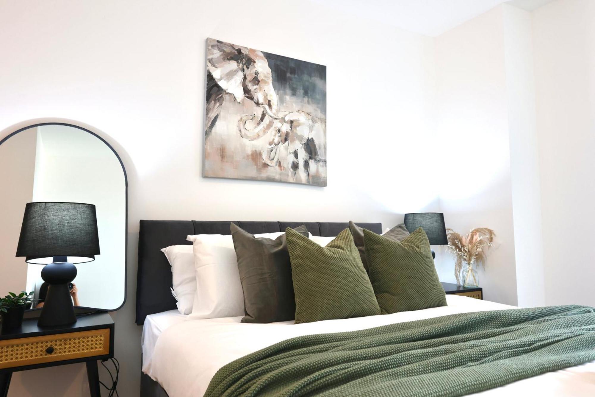 Superluxury-brandnew-newdevelopment-westfieldmall-hollandpark-kensington Appartement *