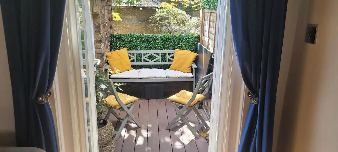 Charming 2 Bed Kennington Oval Londres