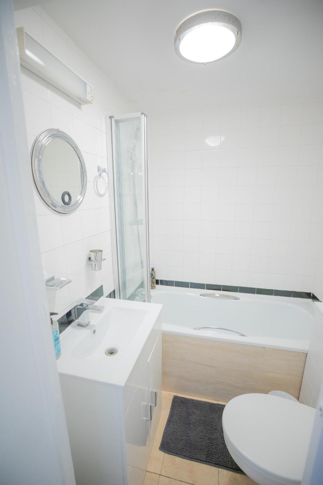 X-one Bedroom At Chelsea Cloister * Londres