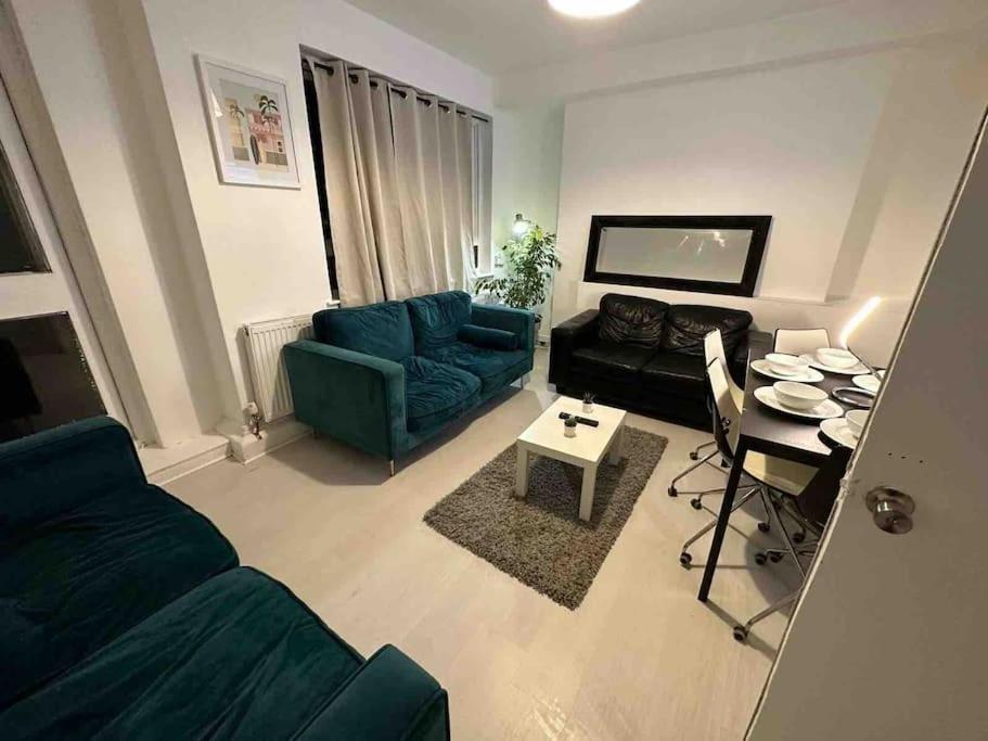 3 Bedroom Flat Kings Cross