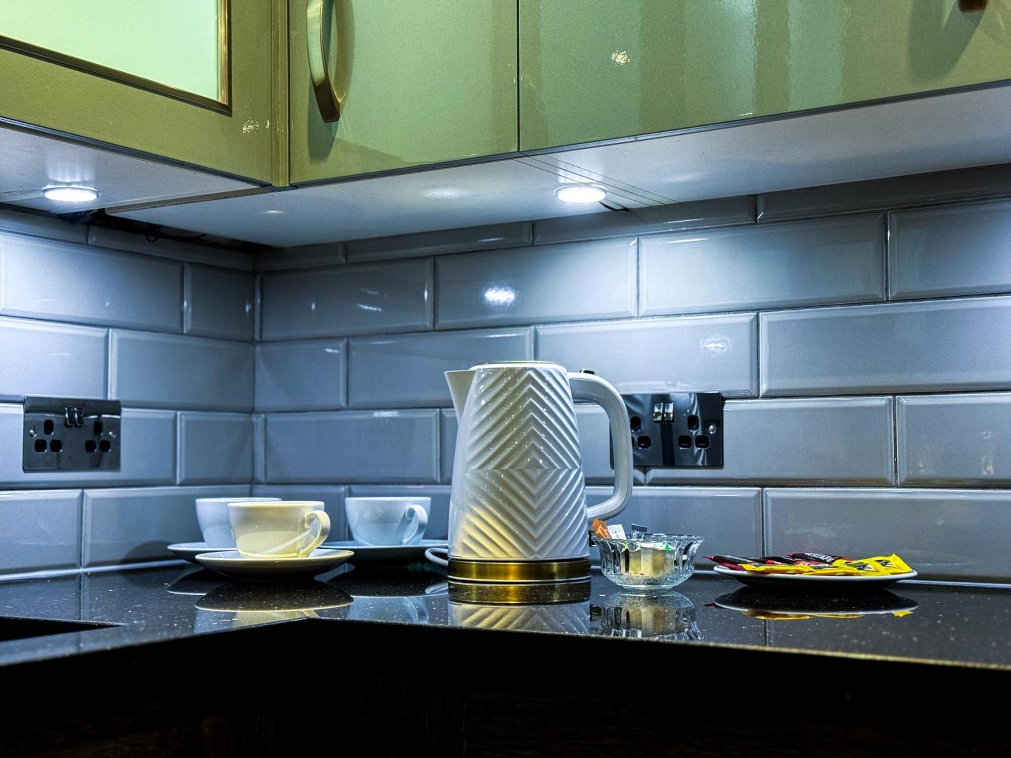 Luxurious 3bed House With Bath & Garden Сasa de vacaciones *