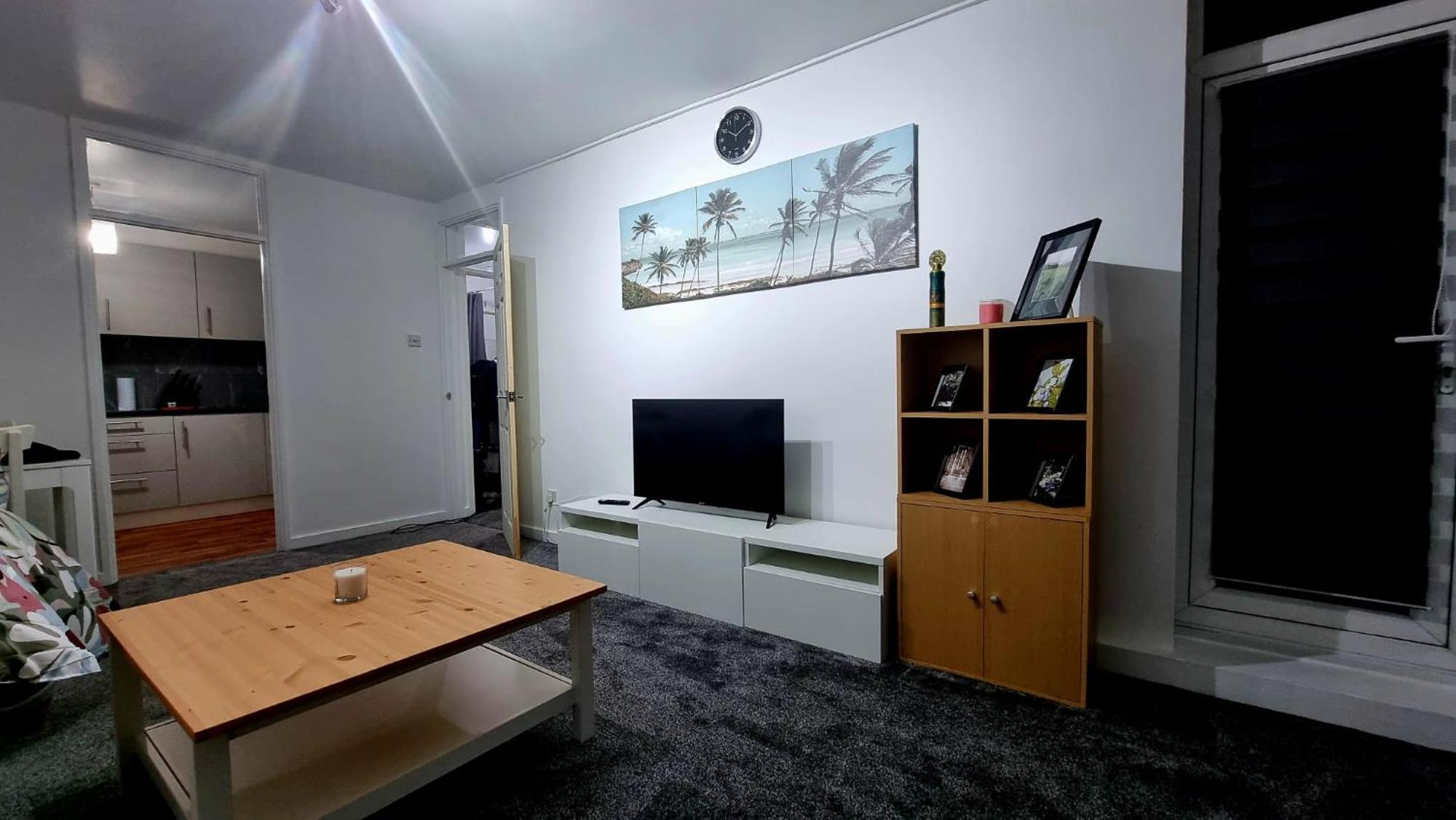 Appartement Amazing 1 Bed Entire Flat With Separate Living And Kitchen In With Free Parking *