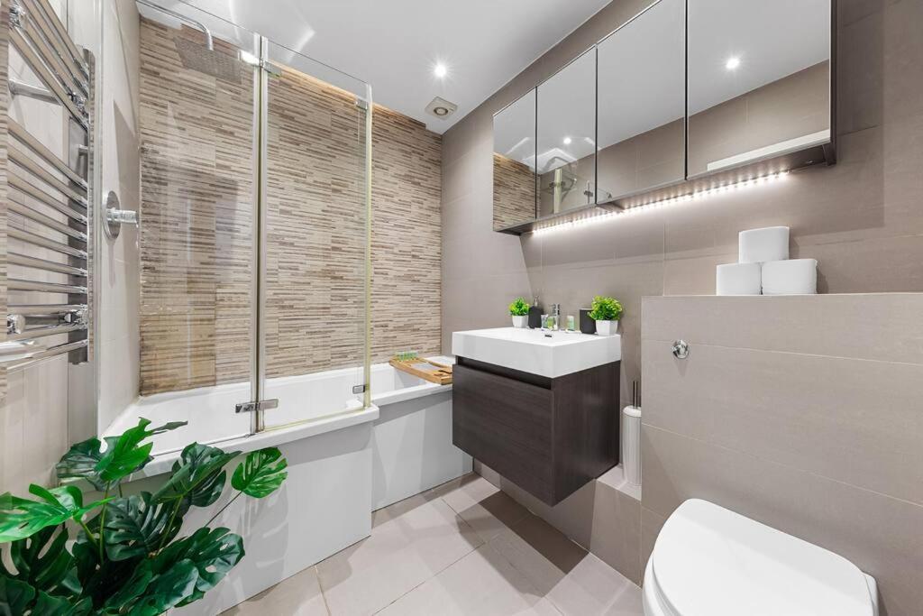 Apartamento Metro Marvel: 1-bed Gem Londres