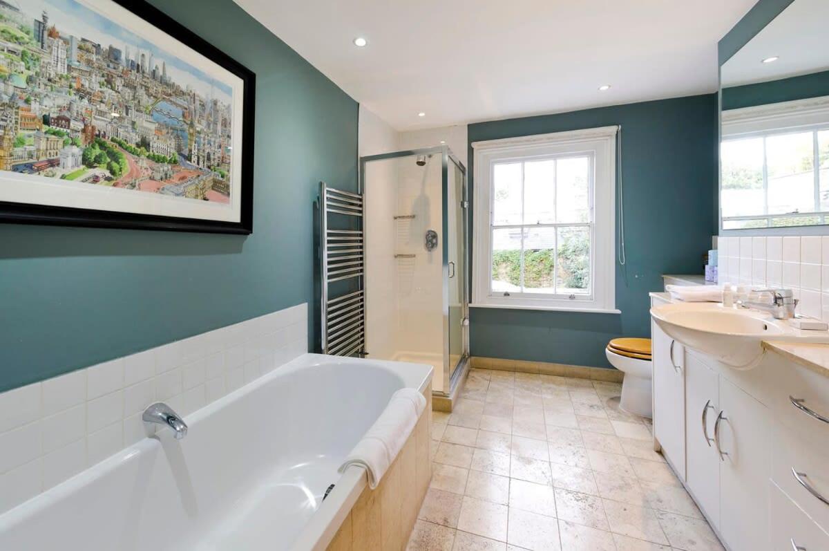 Сasa de vacaciones Fulham 4 Bed Family & Garden 5min From Tube Londres