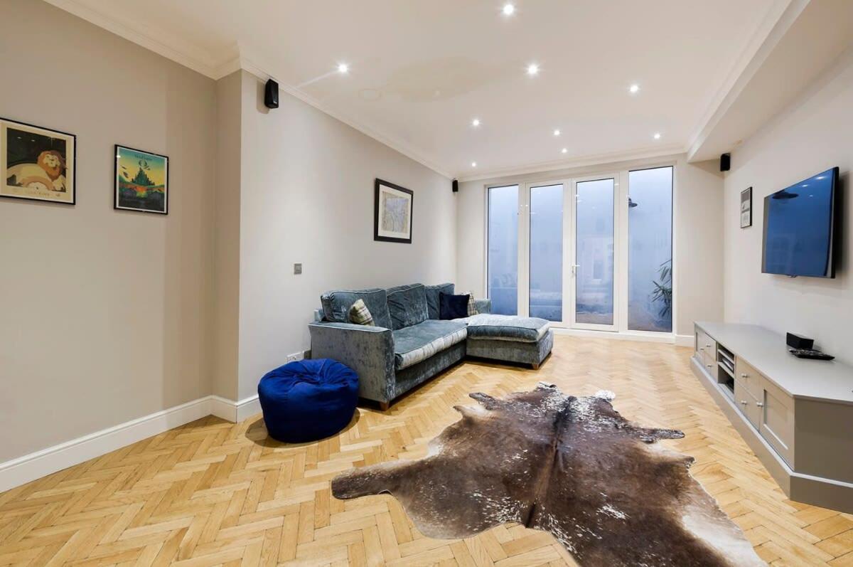 Fulham 4 Bed Family & Garden 5min From Tube Сasa de vacaciones Londres