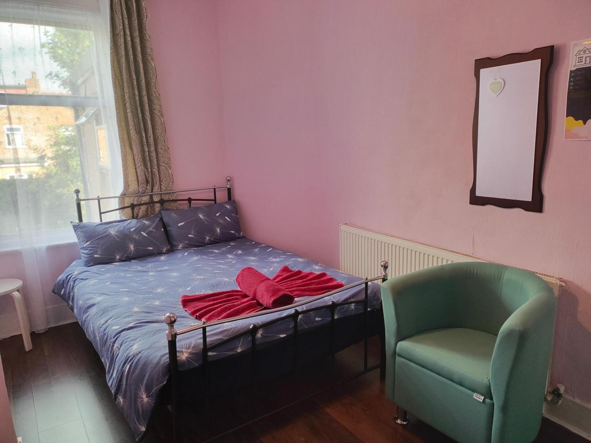 Charming Double Bed Retreat Gasthof *