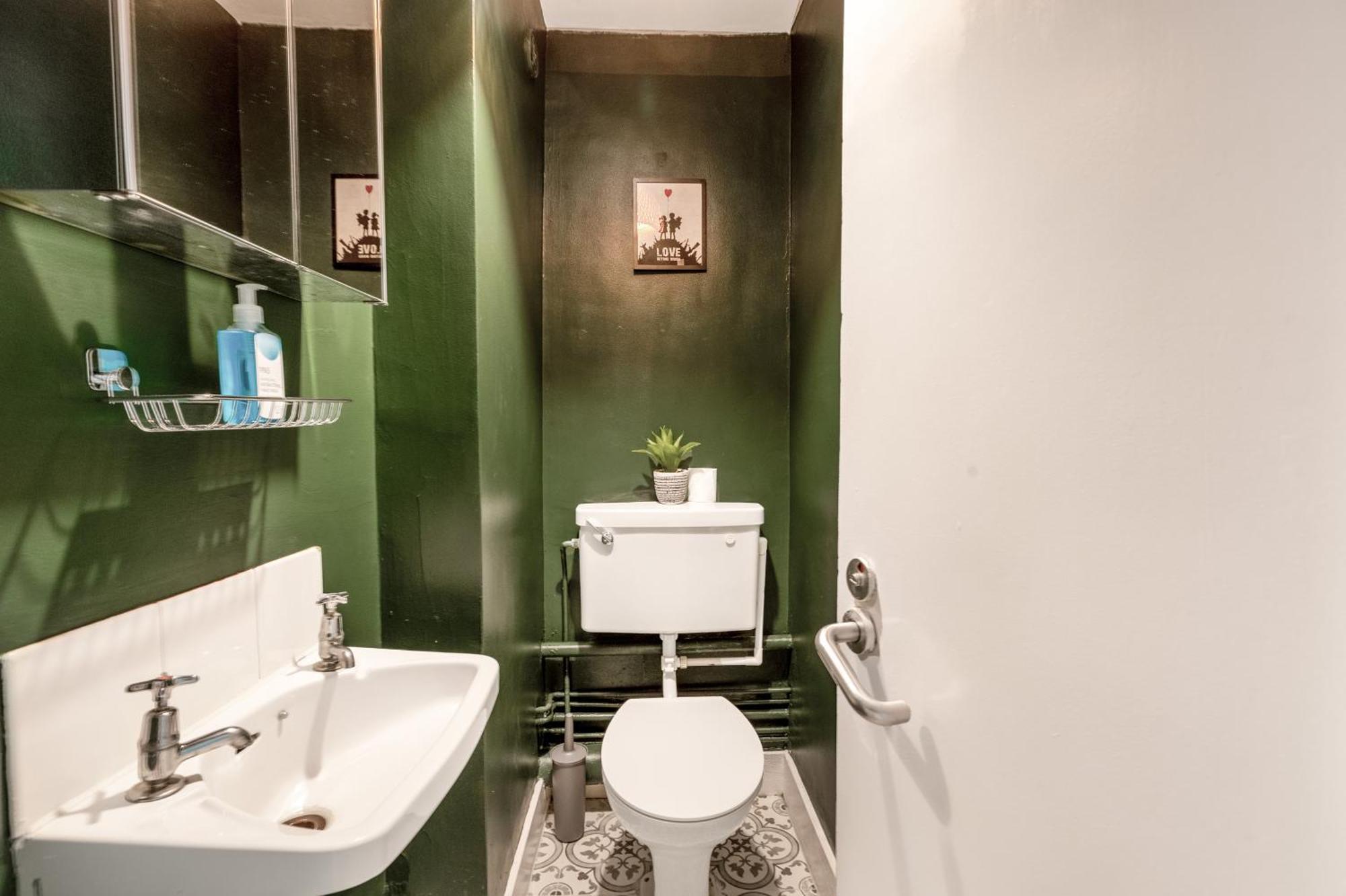 Magnificent 3br With Balcony * Londres