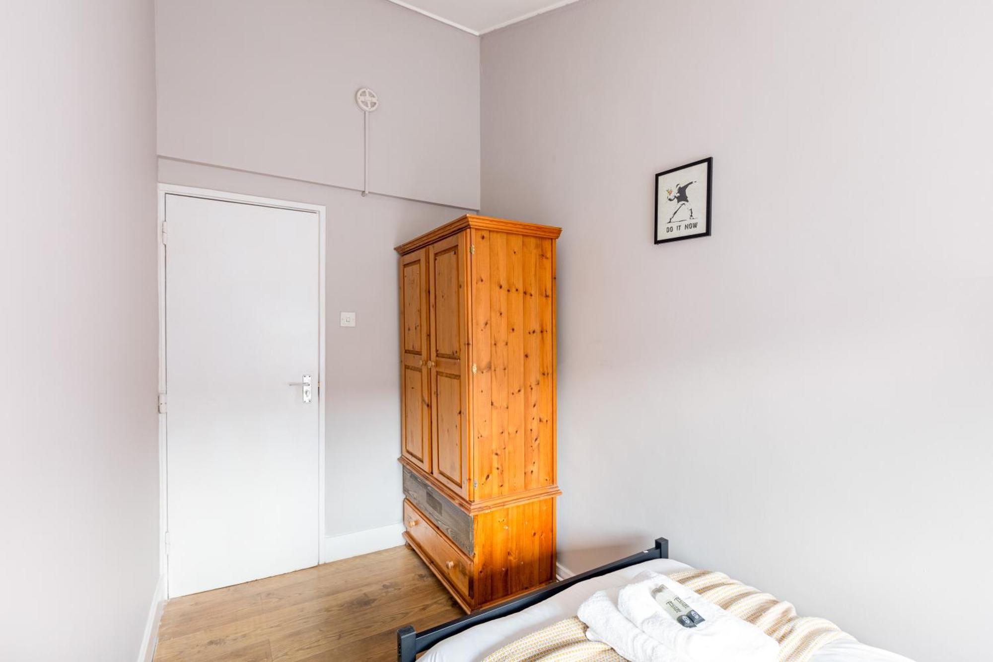 Magnificent 3br With Balcony * Londres