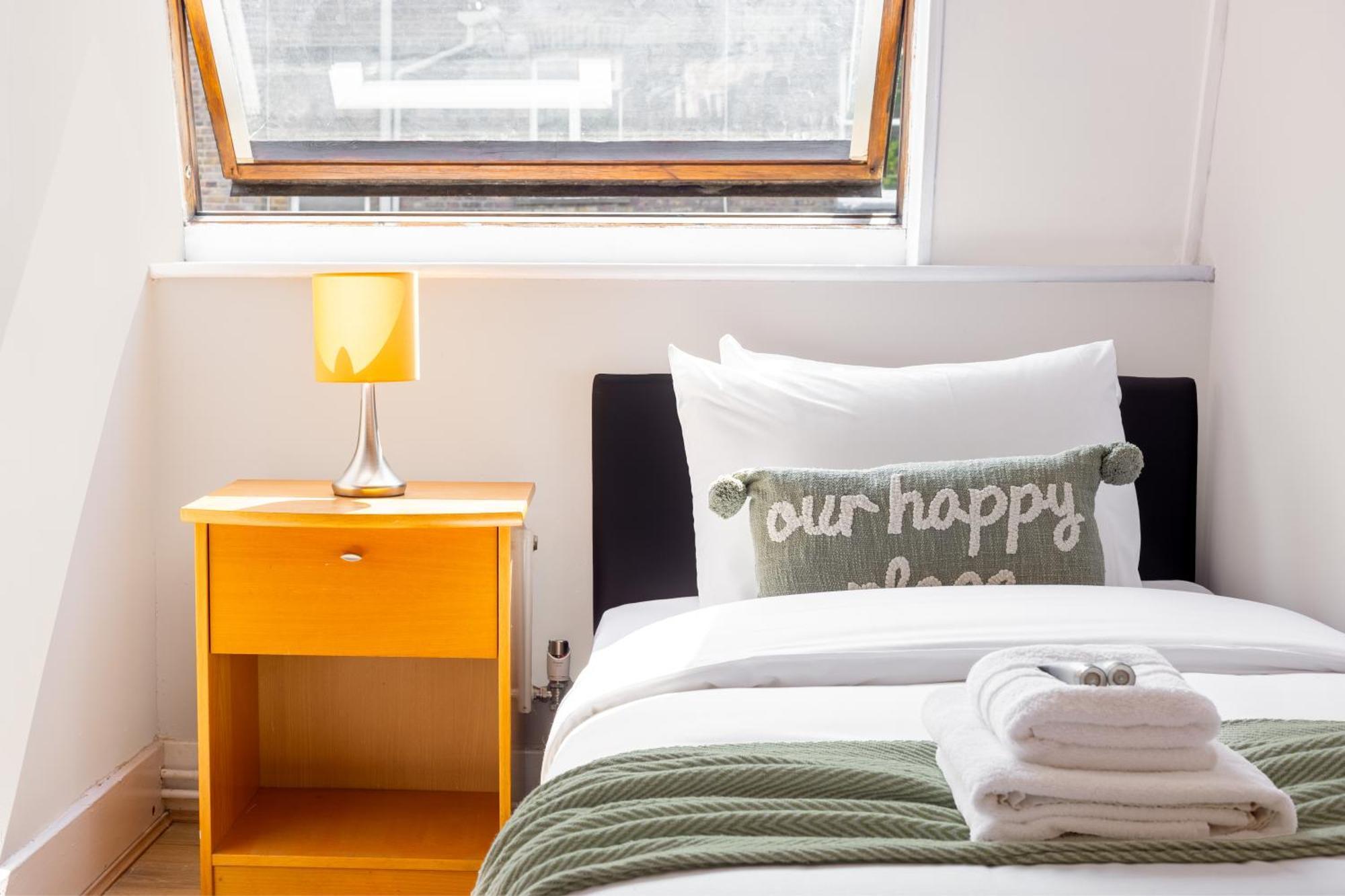Magnificent 3br With Balcony Apartamento *