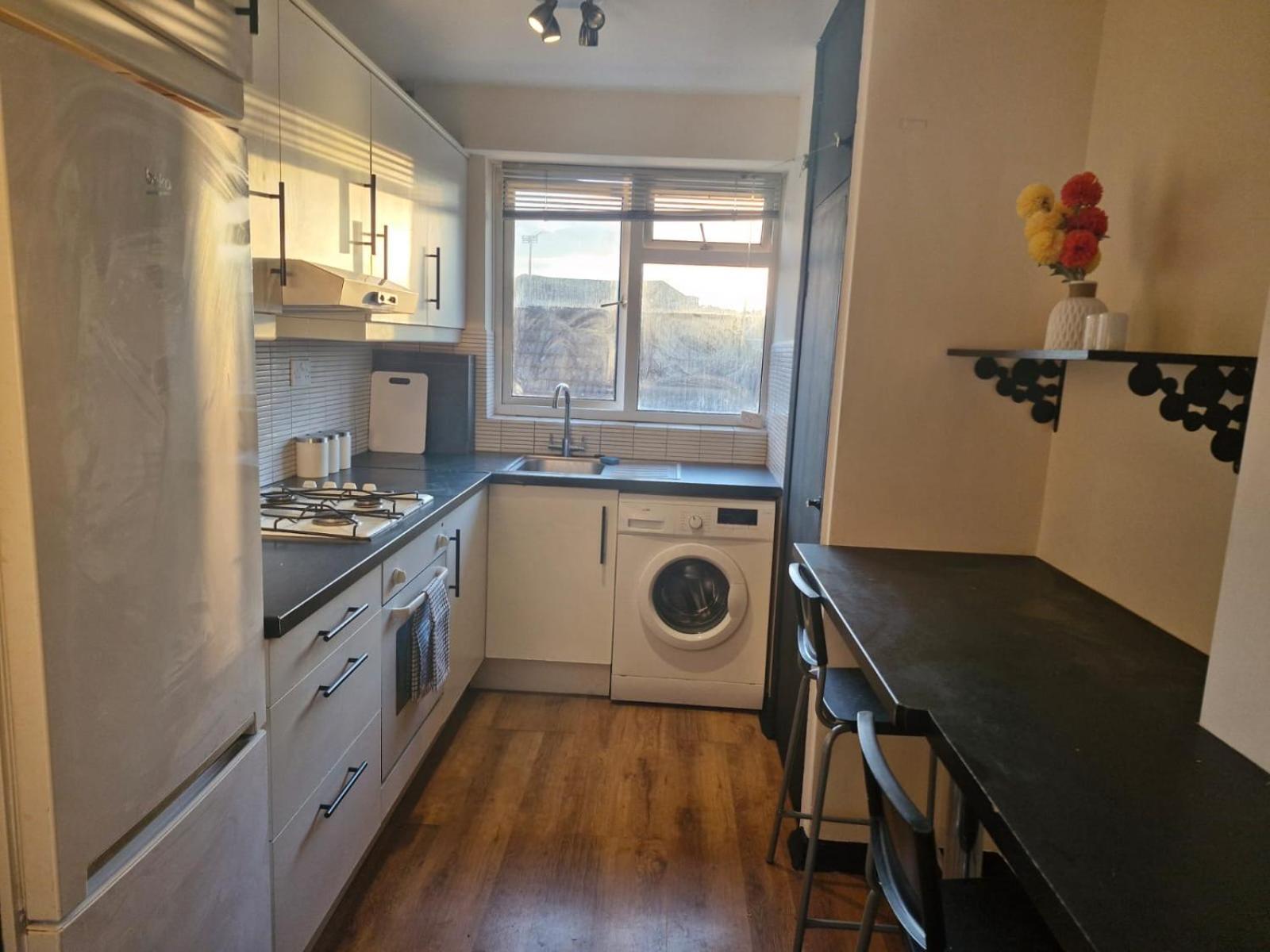 Elegant & Spacious 2-bedroom In Wimbledon Londres