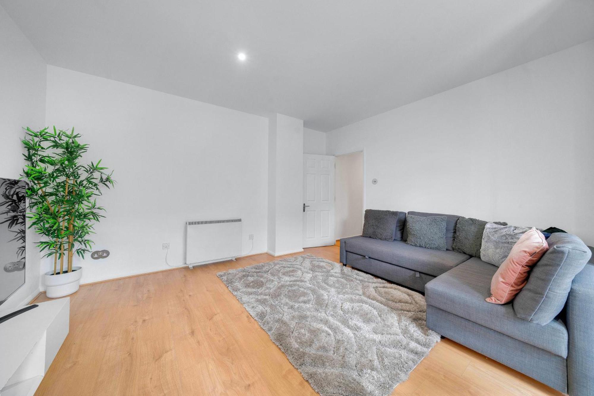 Spacious Two Bedroom Private In Tower Bridge Bridge *
