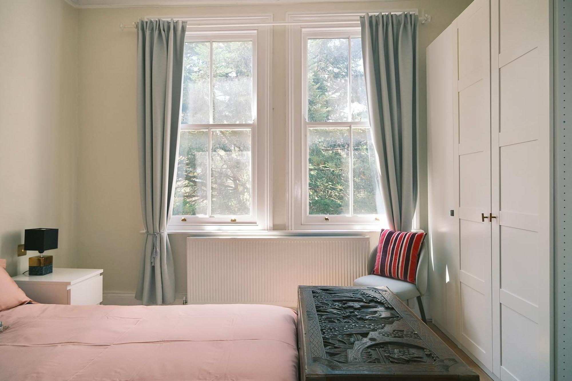 Kensington 1b1b With Sofa Double Bed Max 4 Guests *