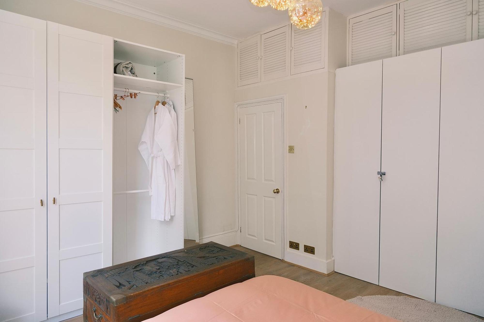 Apartment Kensington 1b1b With Sofa Double Bed Max 4 Guests