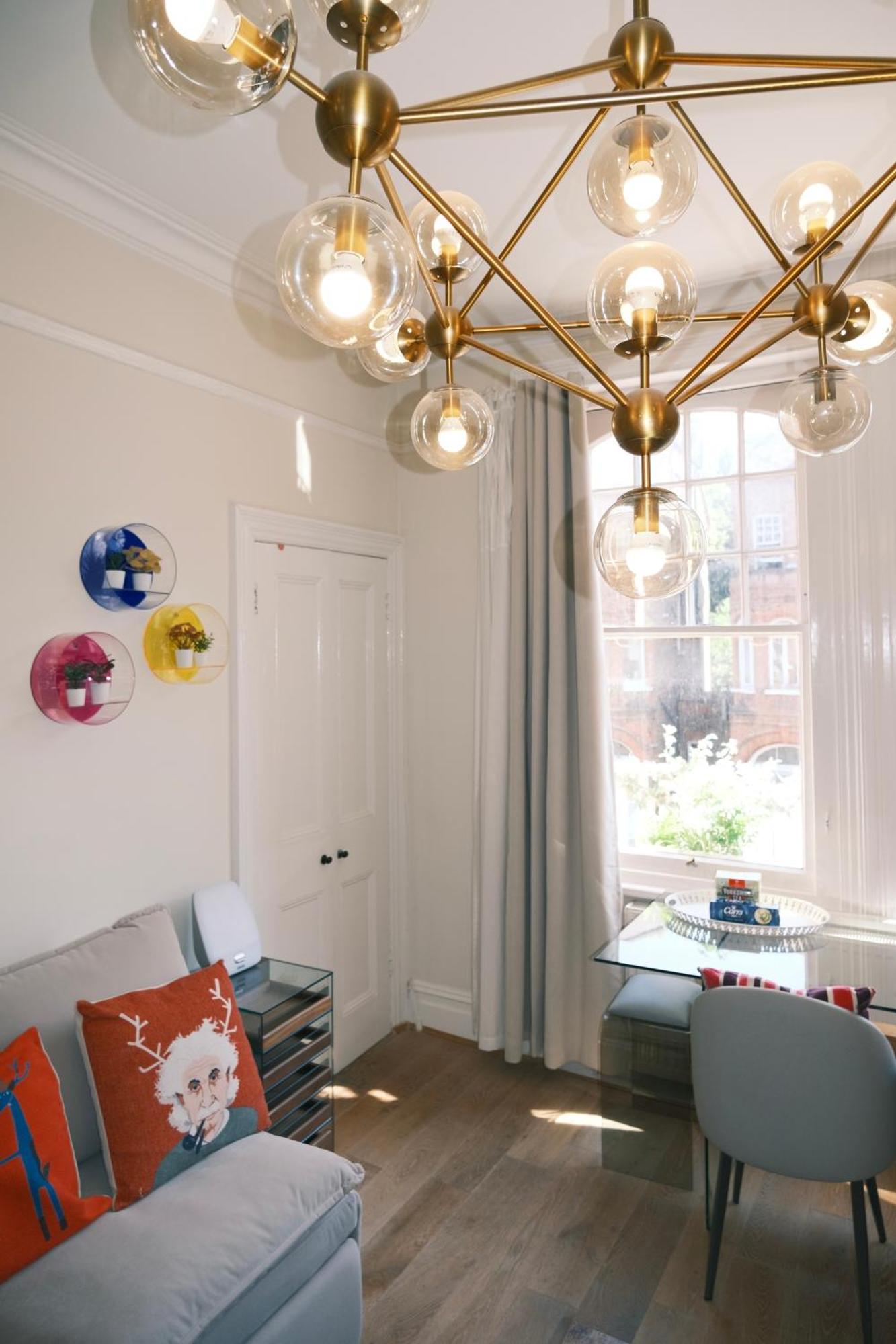 Apartment Kensington 1b1b With Sofa Double Bed Max 4 Guests *