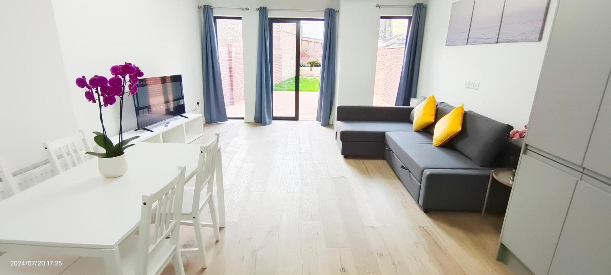 Apartamento Spacious 2b2b With Garden Londres