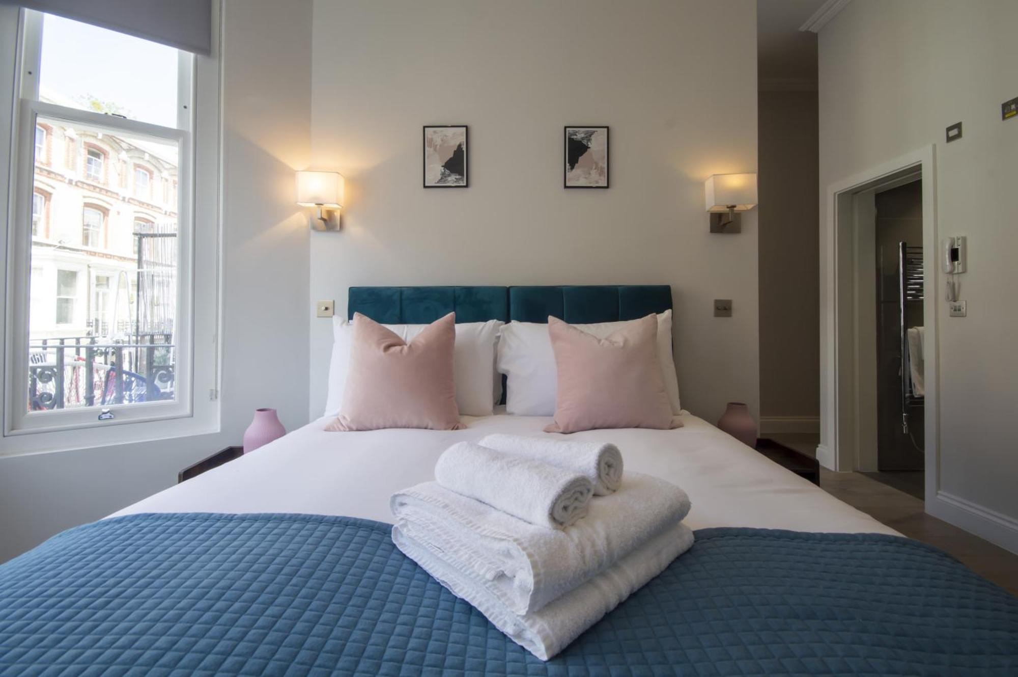 High Street Kensington By Viridian Apartment