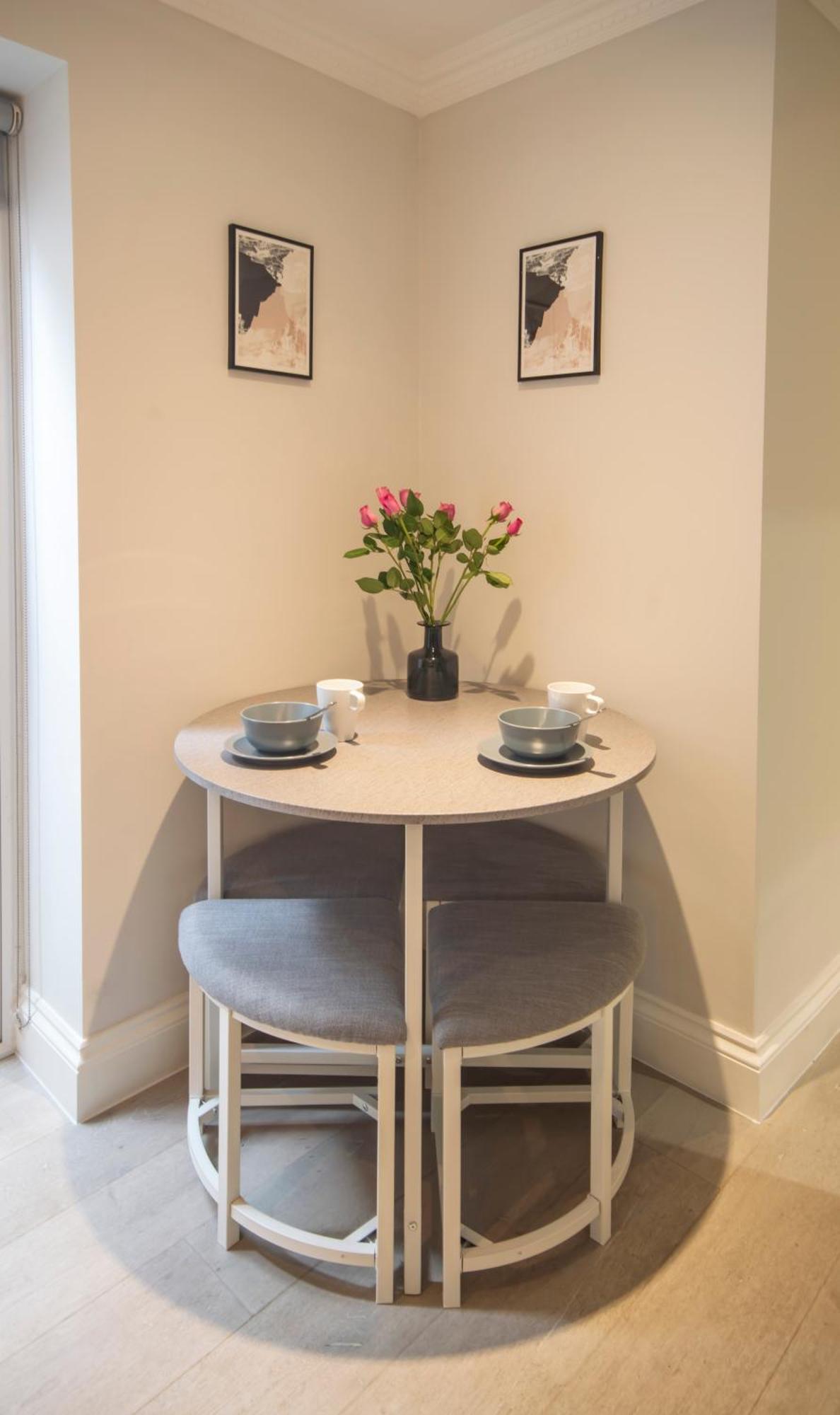 High Street Kensington By Viridian Apartment *
