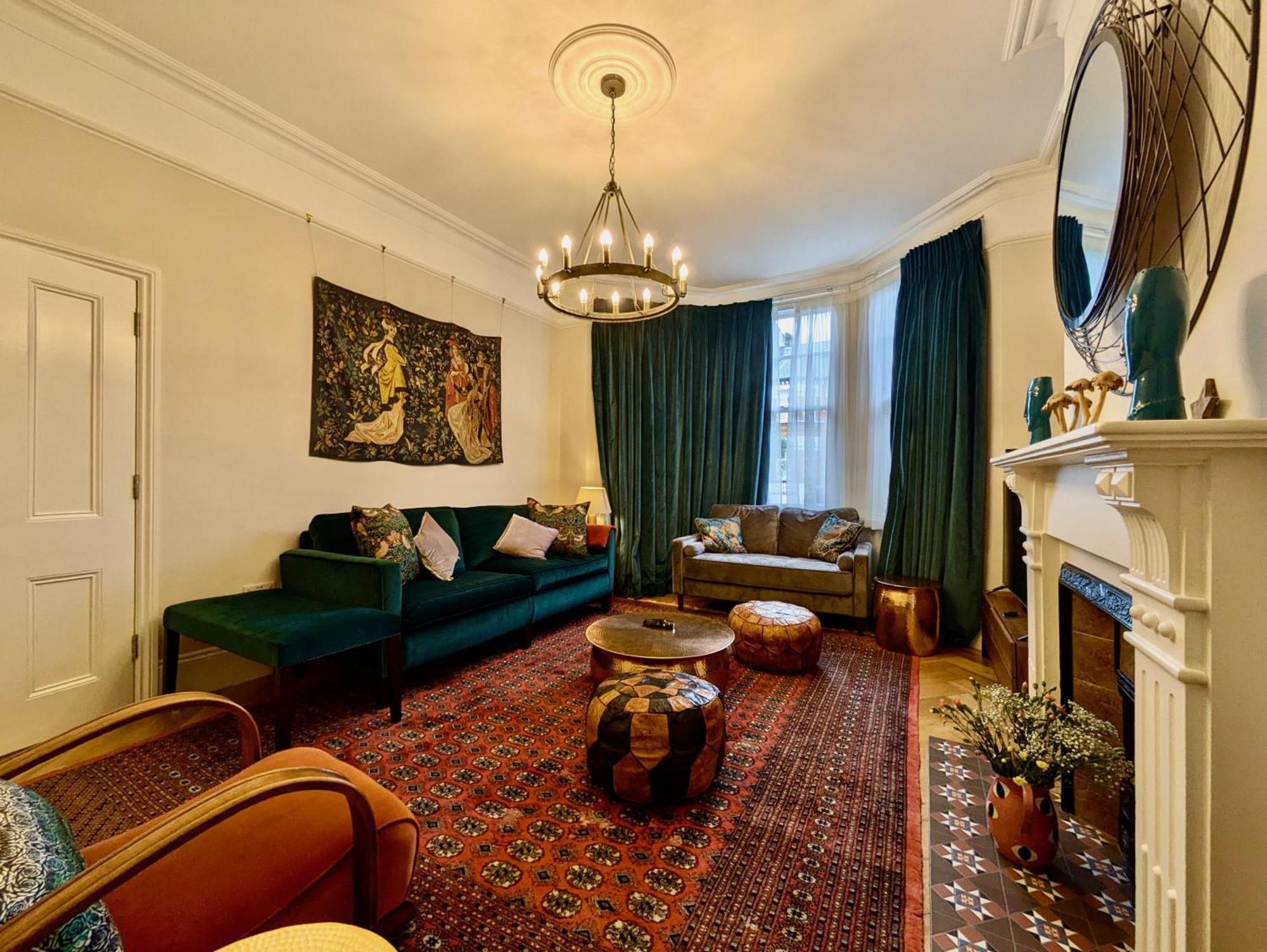 Ferienhaus Impressive 5br Family In Leafy *
