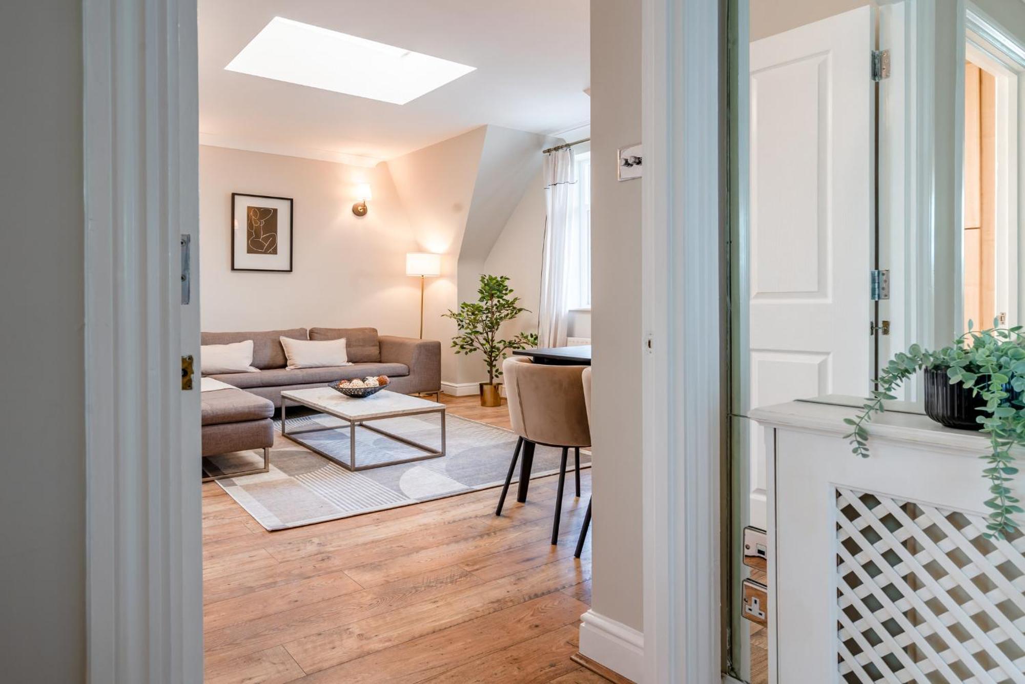 Be - The Mayfair Apartamento