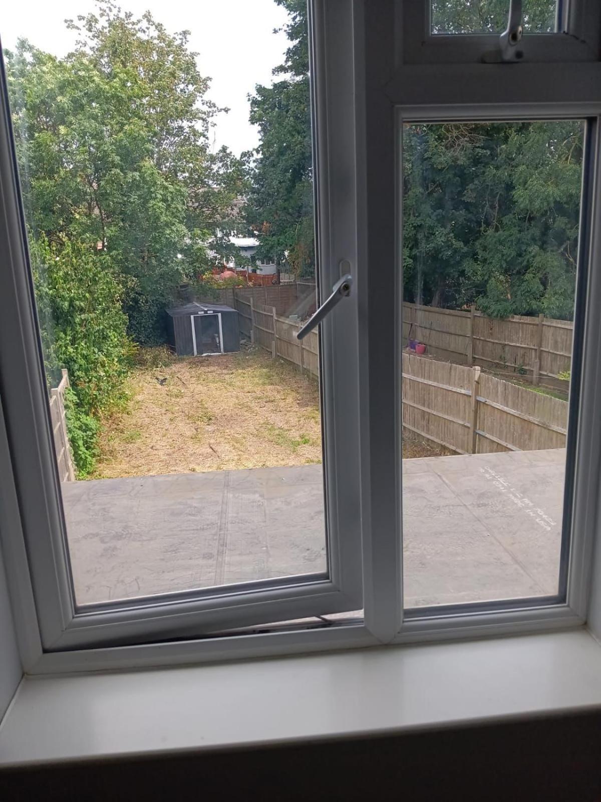 Homestay Letzi Private En-suite Near Wembley London