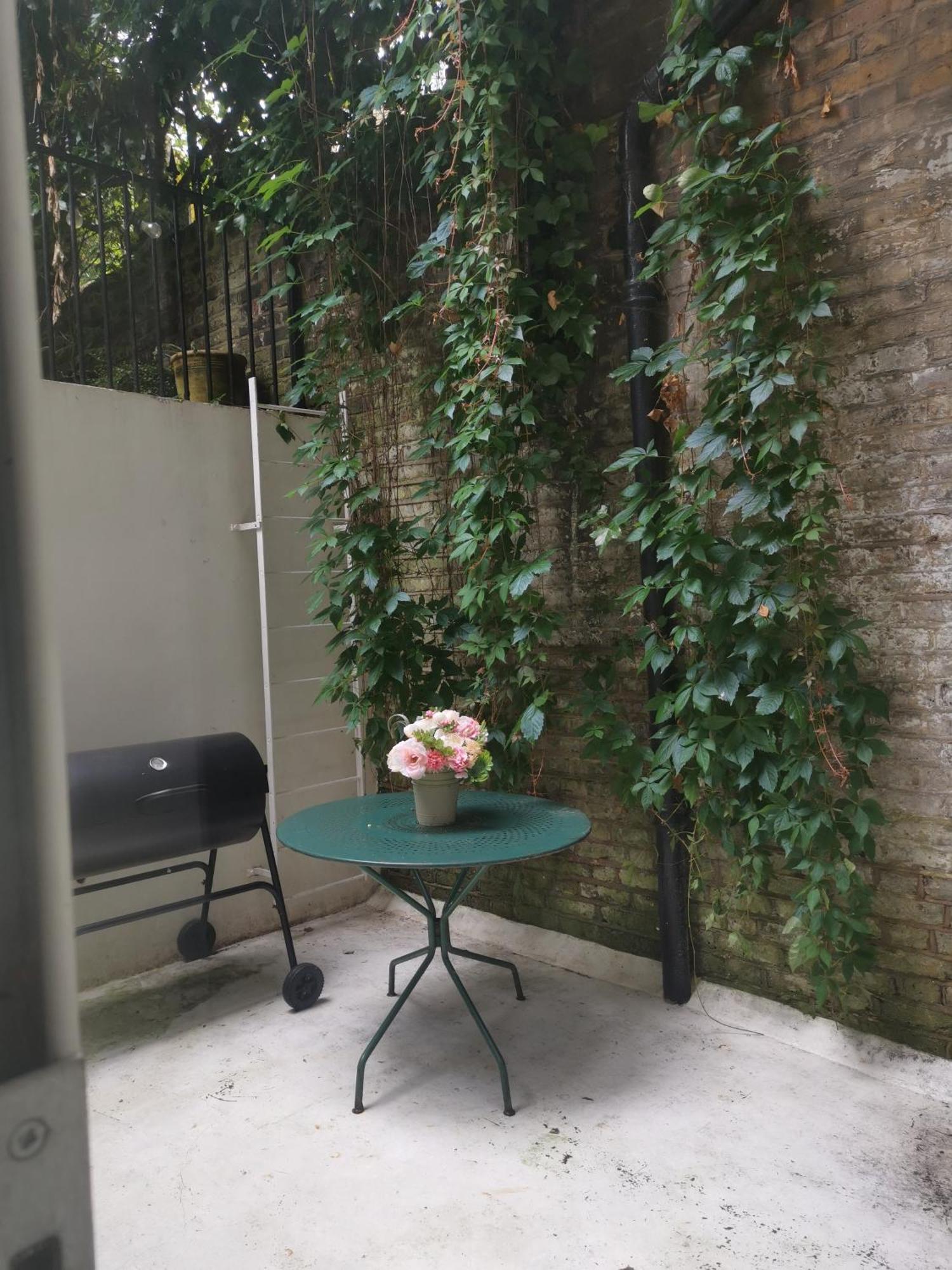 Charming 2-bed Flat In The Heart Of Nottinghill - Steps From Portobello Rd Market And Nottinghill Bookshop * Londres
