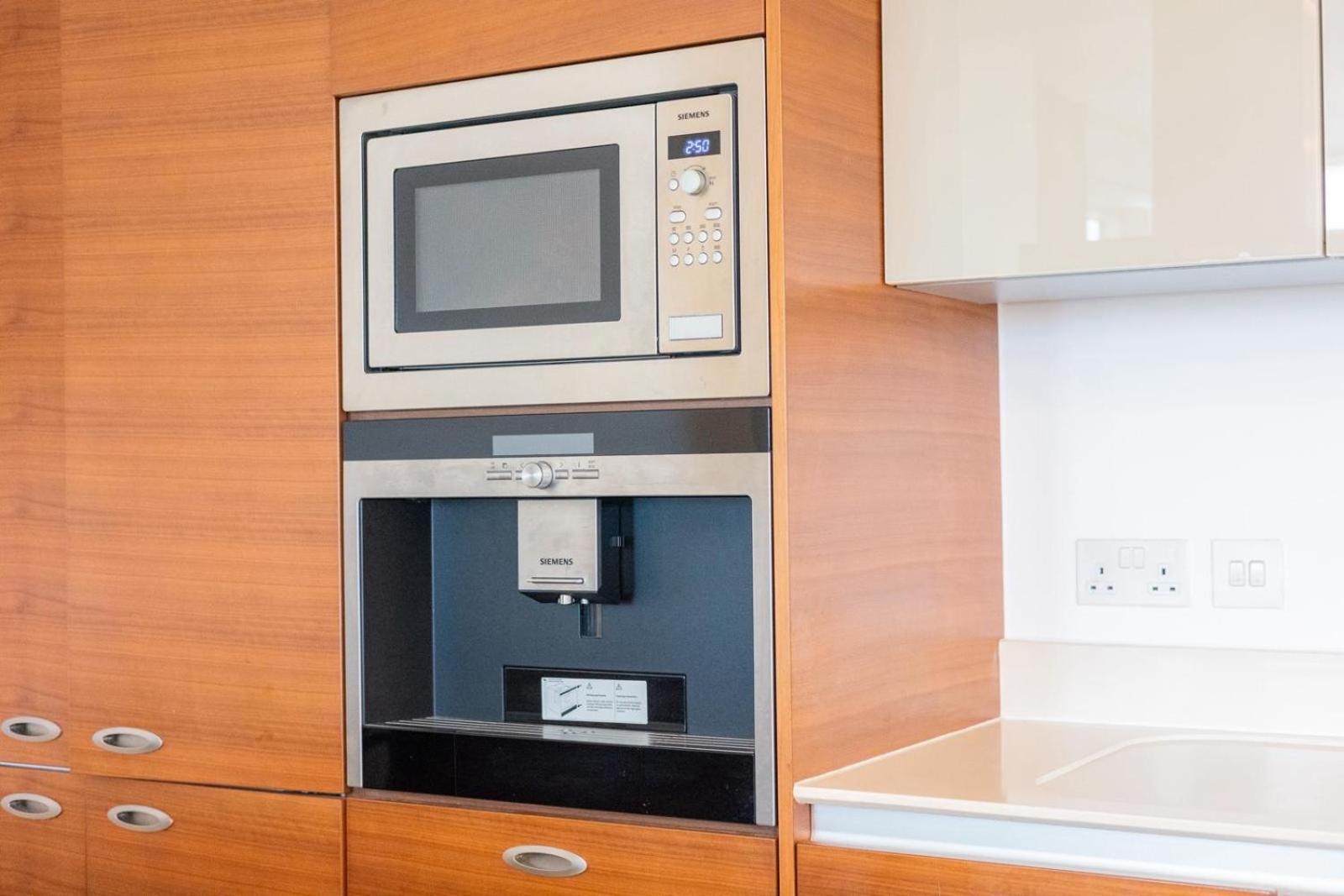 Apartment Ads Lux Lettings Ltd - Battersea Reach London