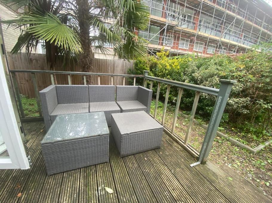 Retreat Escape In Oval - Elephant & Castle * Londres
