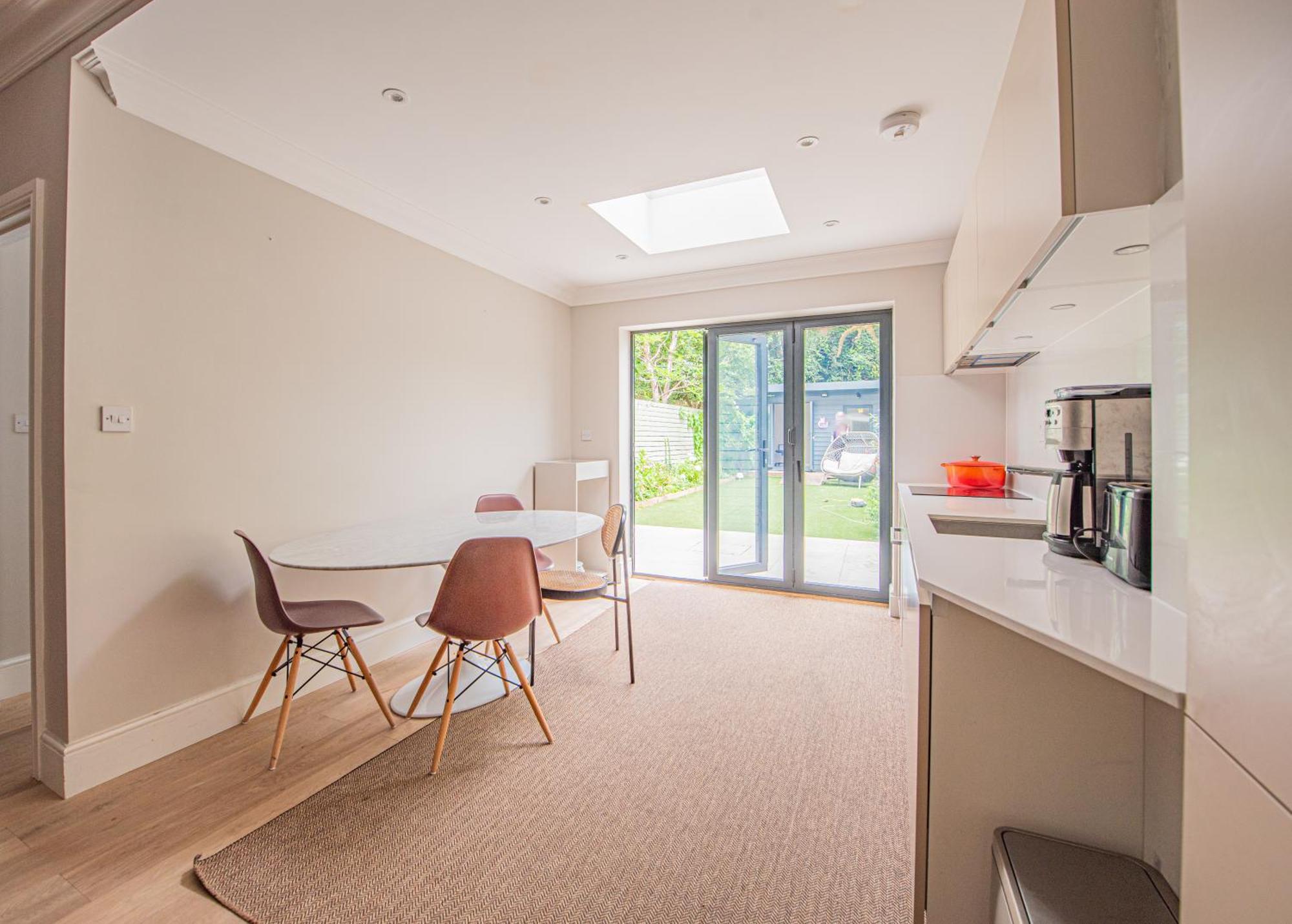 Stylish 3 Bedroom Flat In Little Venice Appartement