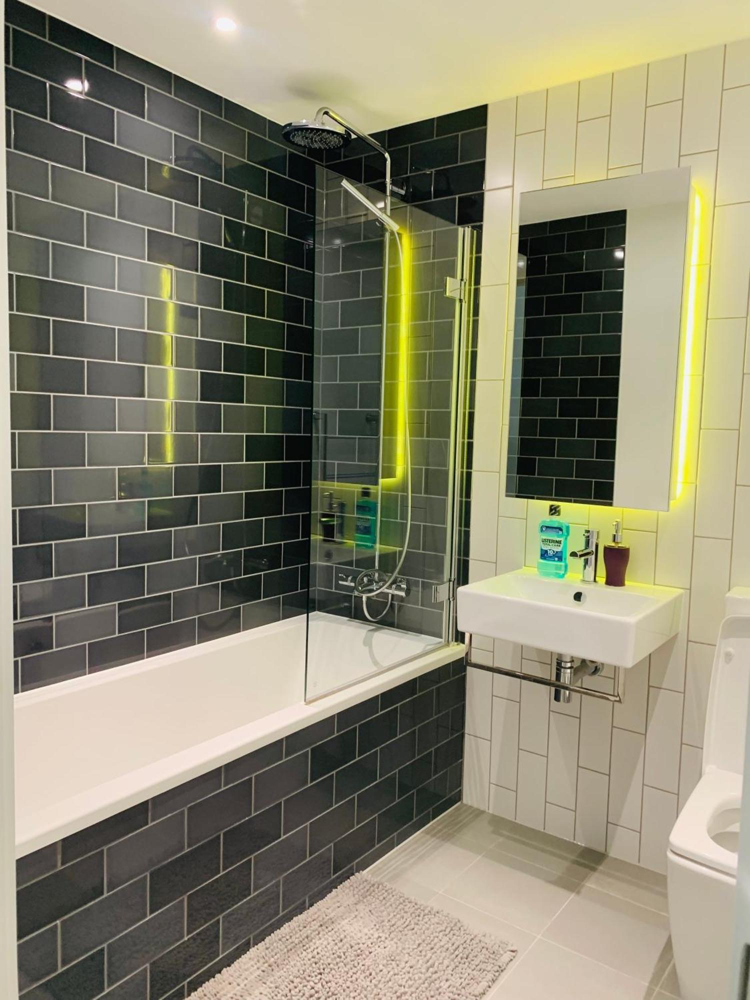 Quarto em Acomodações Particulares Lush Living - Double With Private Bathroom