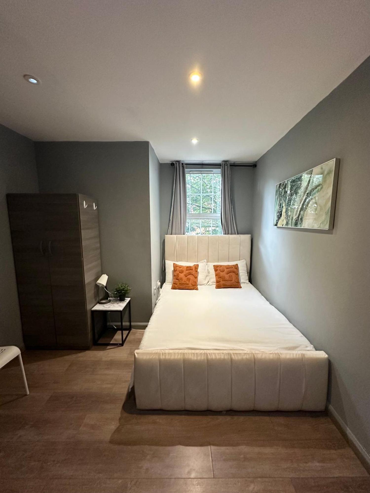 Kingcross 3 Bedroom Flat, 3mins To Euston Apartamento
