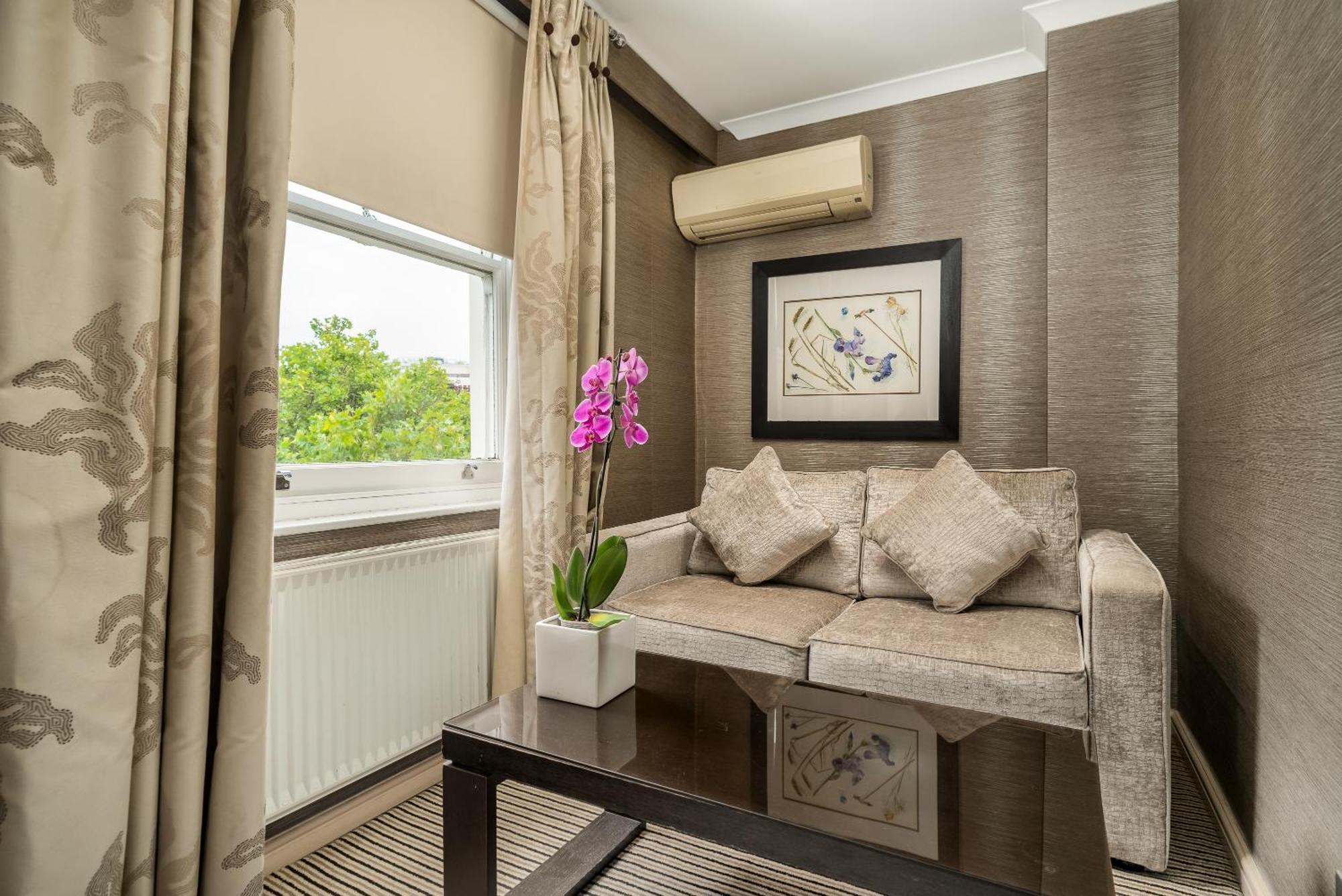 The Beaufort Hotel Londres