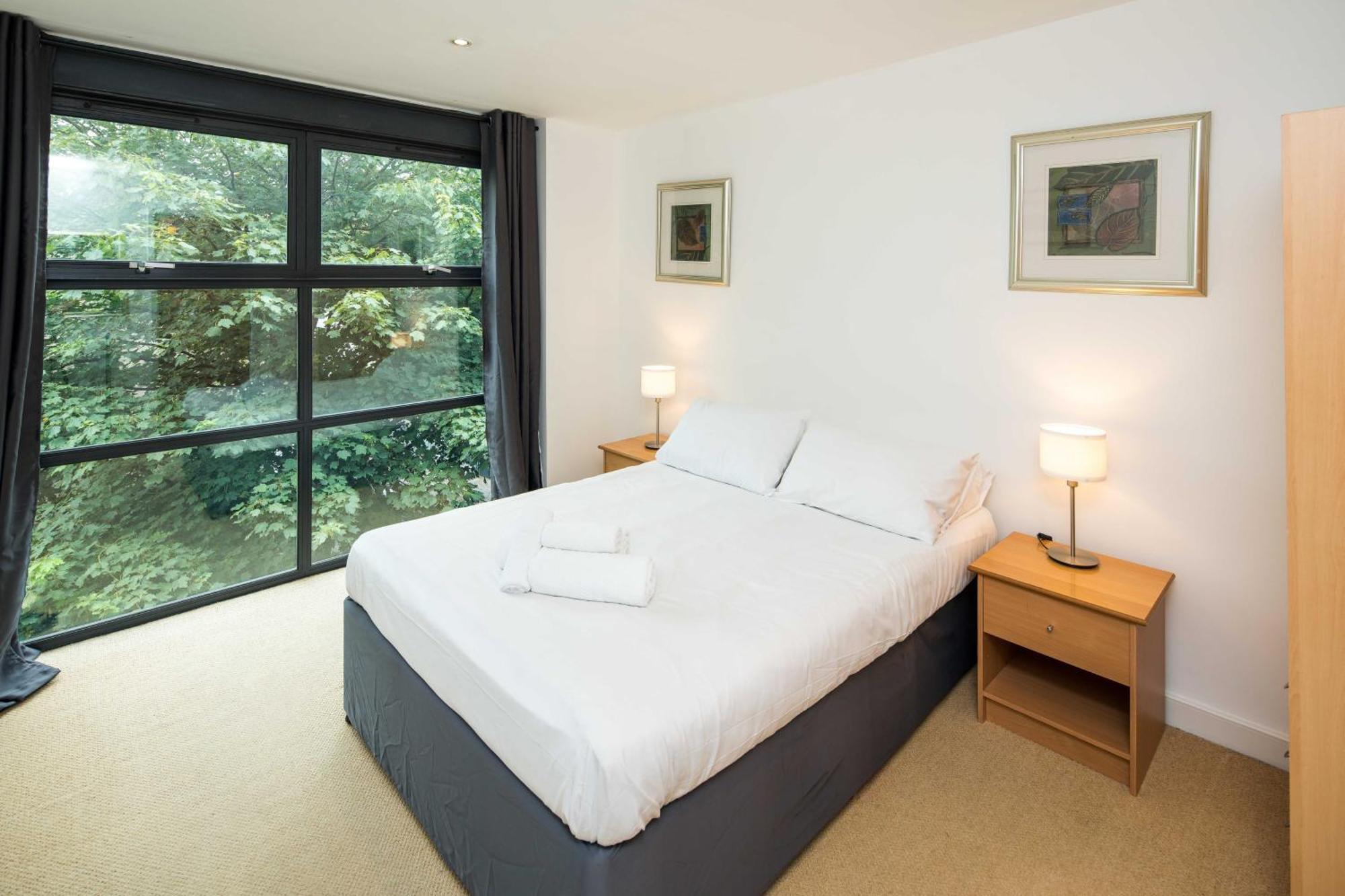 Superfast Broadband 2bd Flat Farringdon * Londres