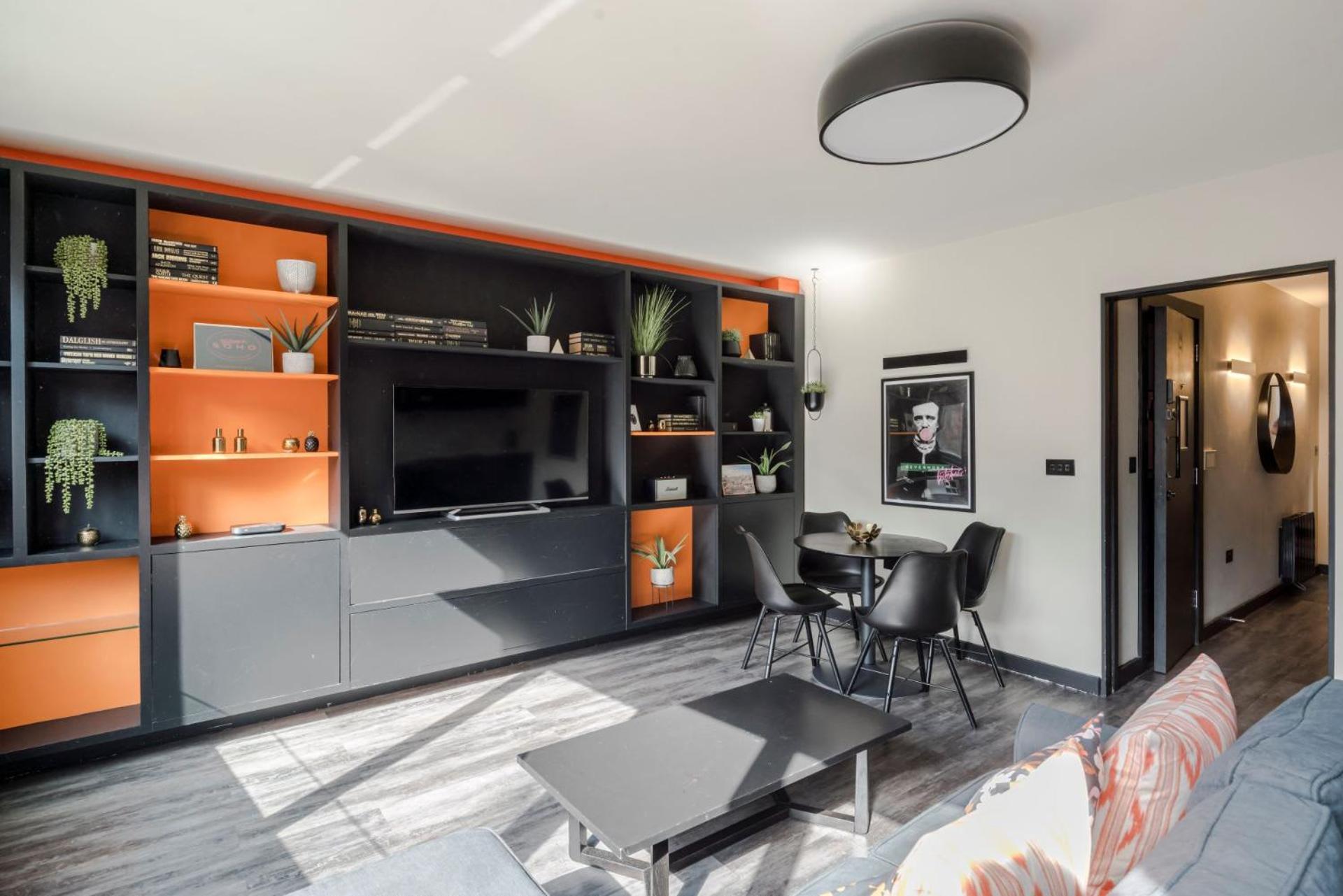 The Peaches & Cream - Soho - By Frankie Says Apartamento *