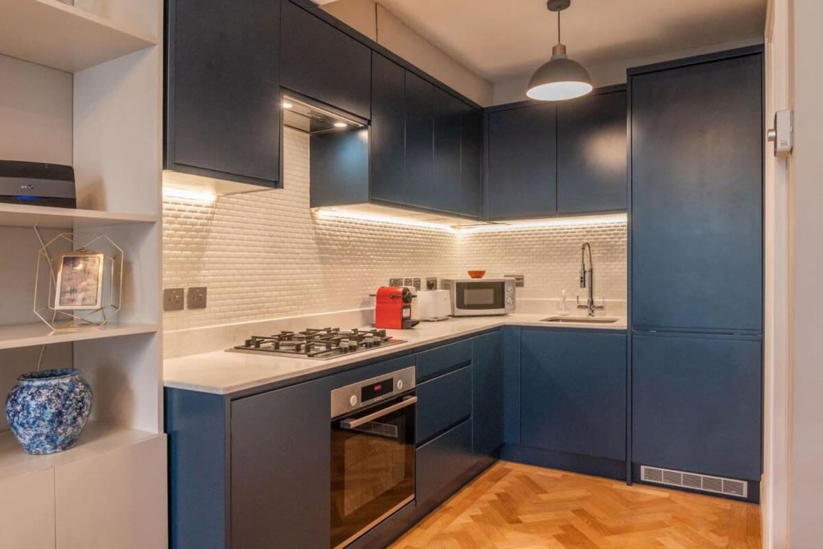 A Regal Abode - Marylebone - By Frankie Says Apartamento Londres