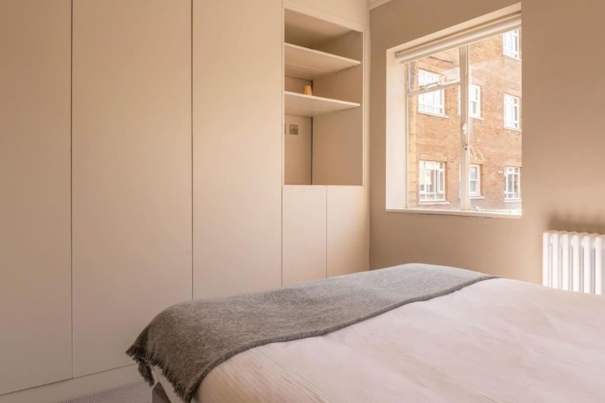 A Regal Abode - Marylebone - By Frankie Says * Londres