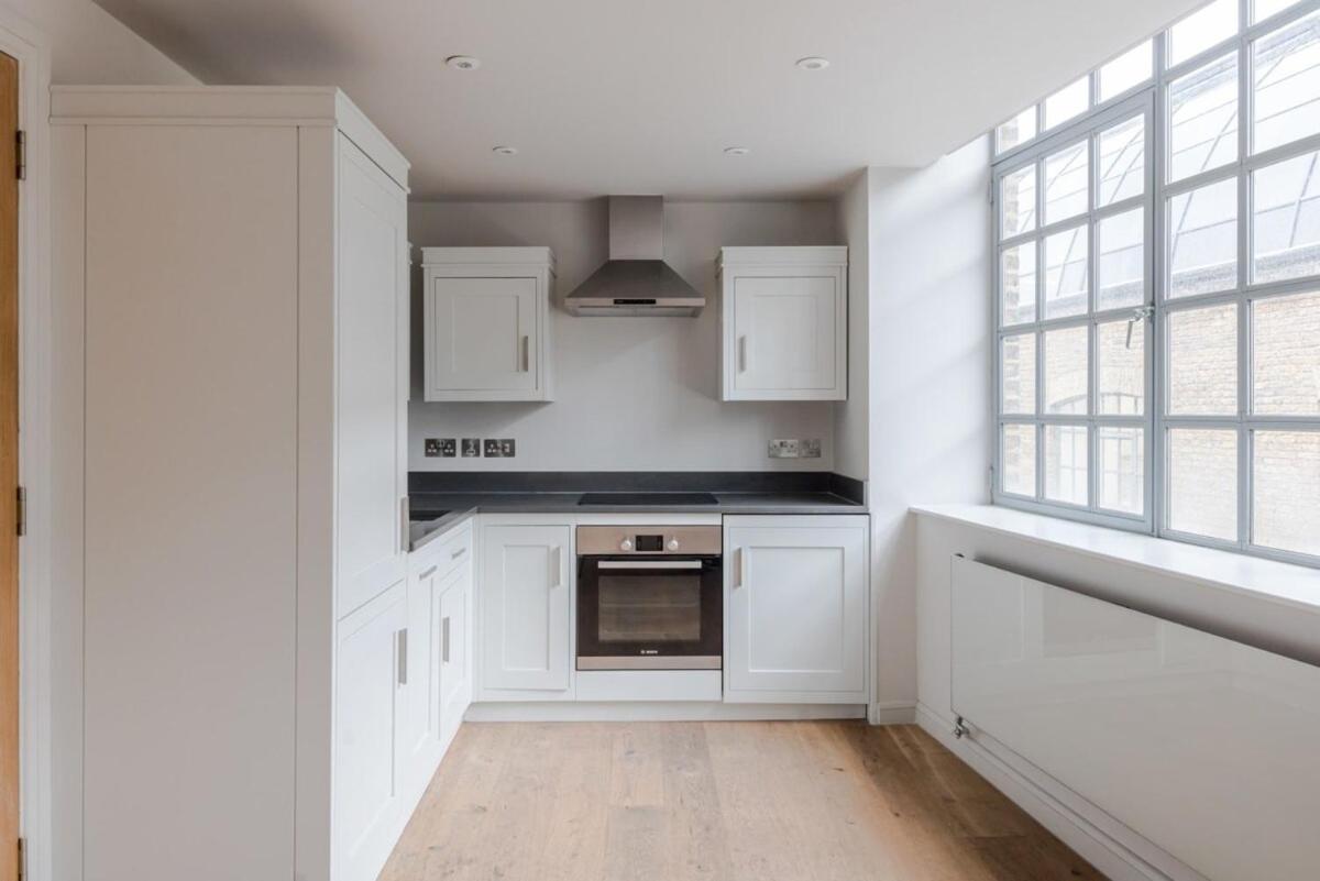 Apartment Dolls House - Farringdon - By Frankie Says London