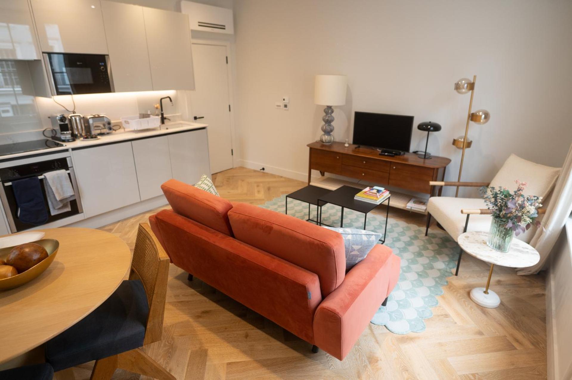 Bright, Modern One Bedroom On 1st Floor Apartamento Londres