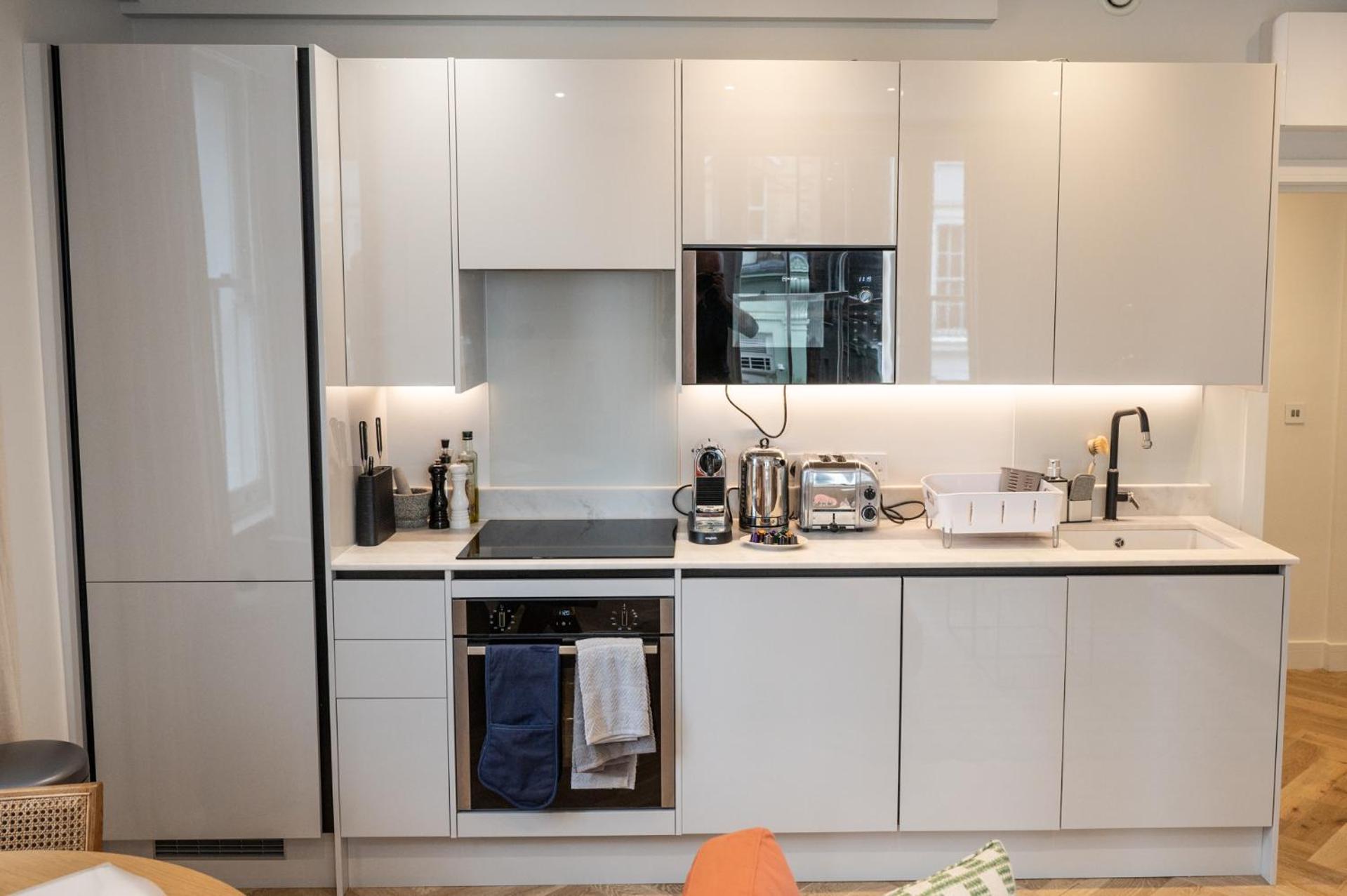 Apartamento Bright, Modern One Bedroom On 1st Floor *
