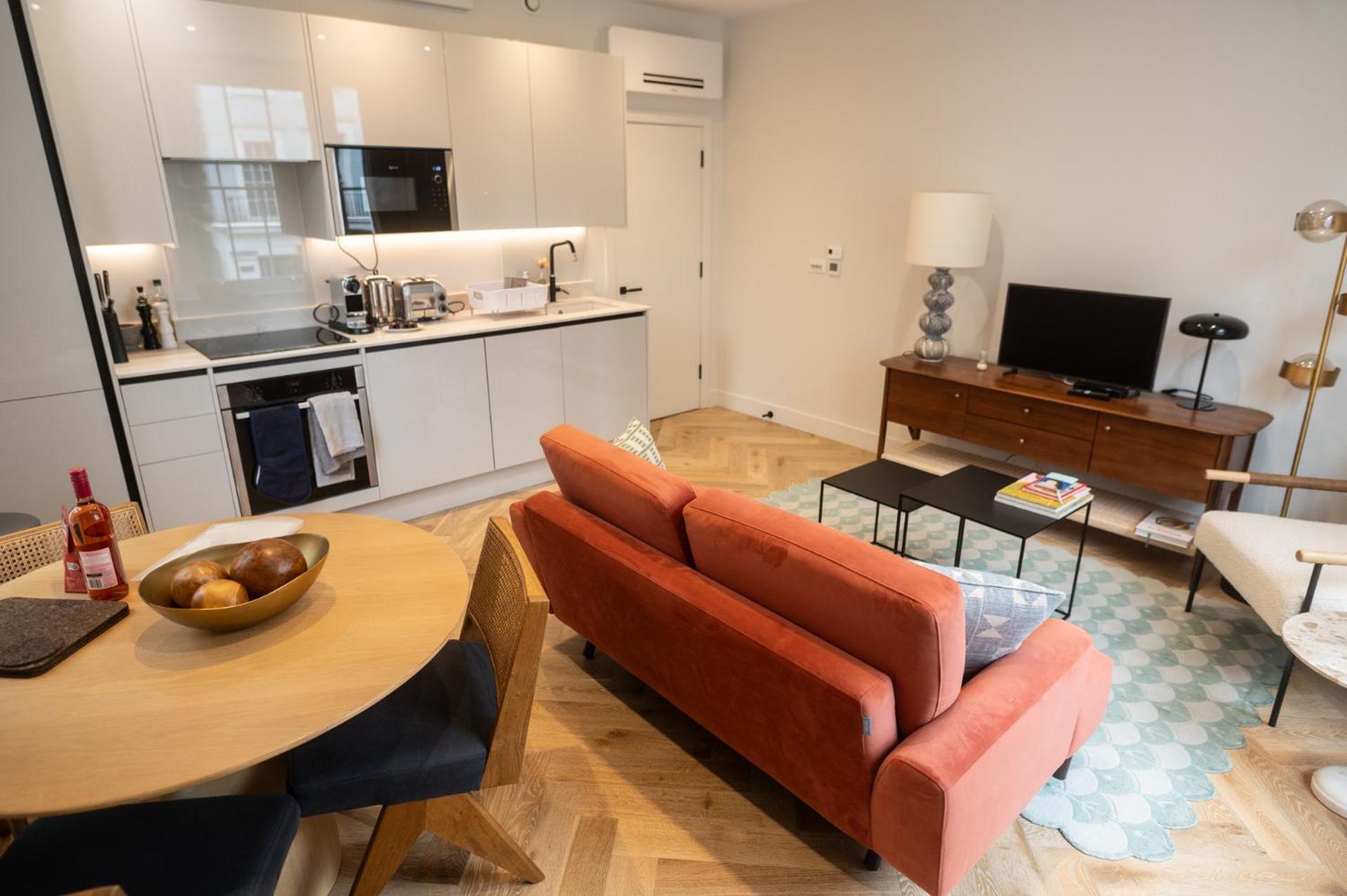 Apartamento Bright, Modern One Bedroom On 1st Floor Londres