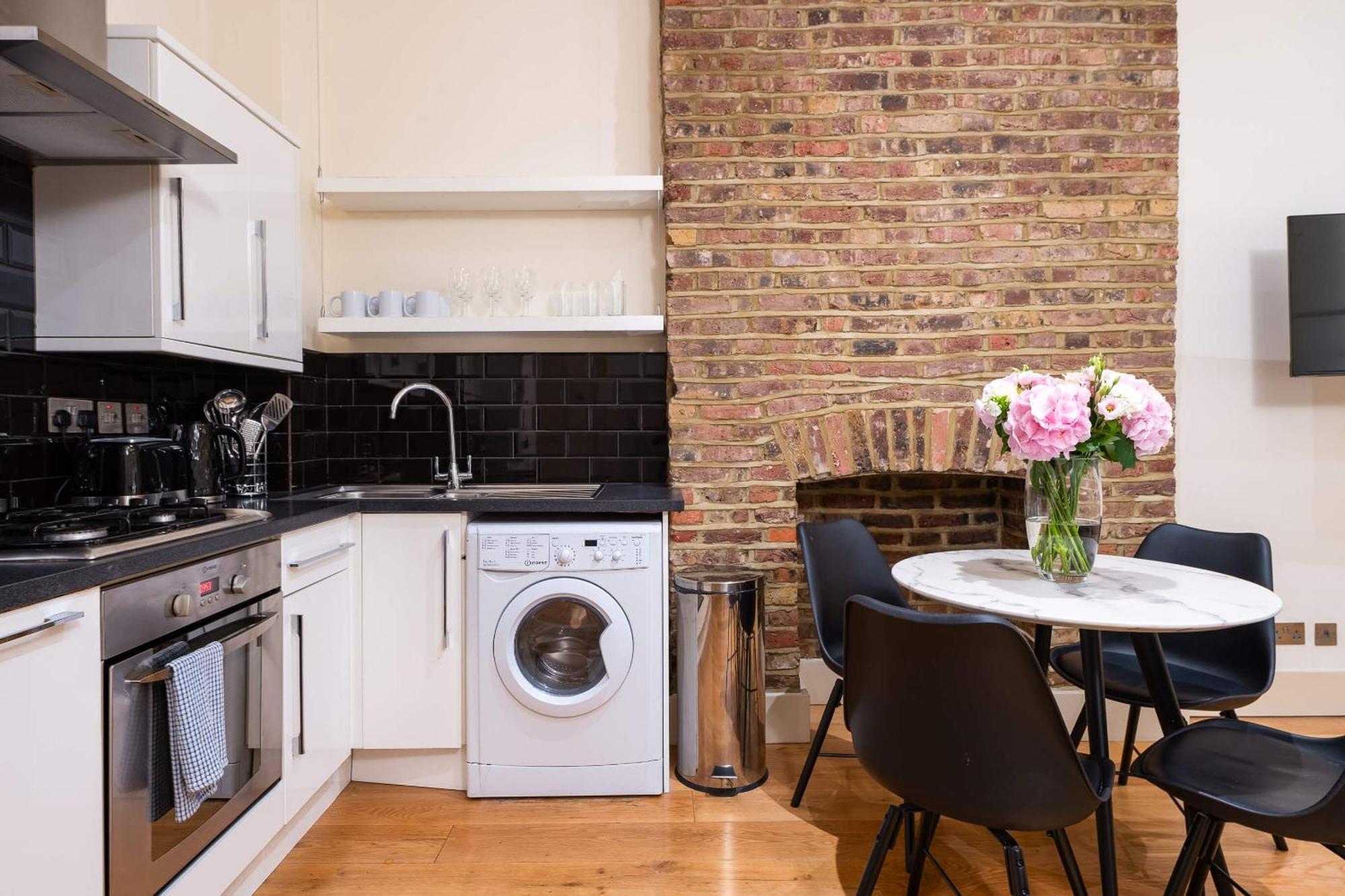 Capital - Aldridge Road Appartement *