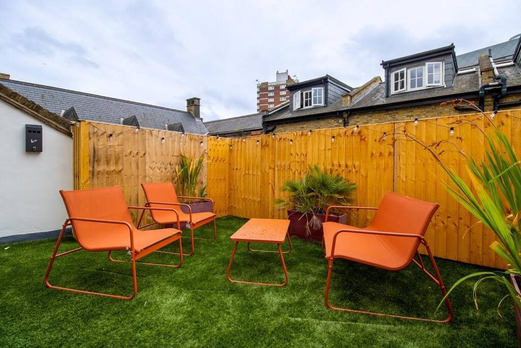 Spacious 3 Bed 3 Bath Aldgate Apartamento *