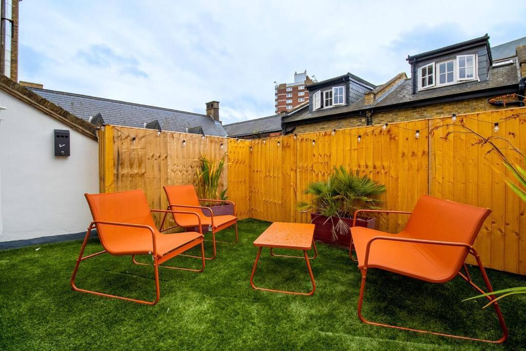 Apartamento Spacious 3 Bed 3 Bath Aldgate Londres