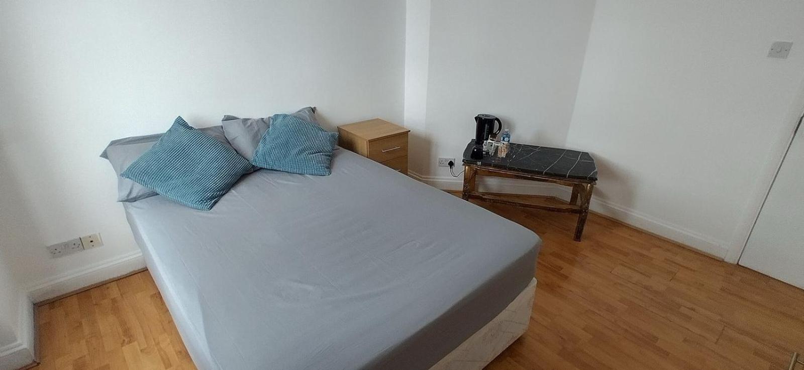 Quarto em Acomodações Particulares Large Double Green Lane Manor House Zone 2