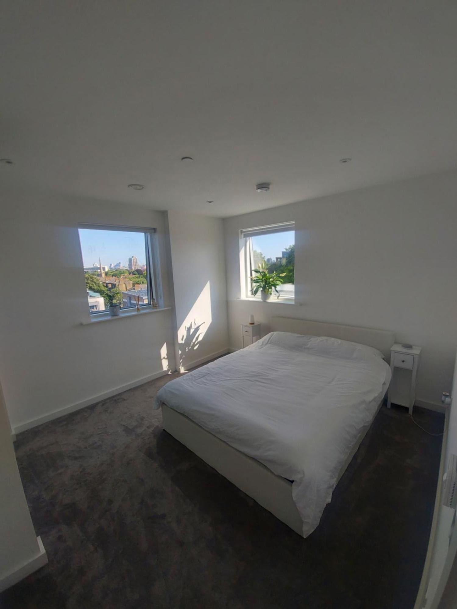 Modern Penthouse 2 Bedroom Flat In Stockwell - Brixton
